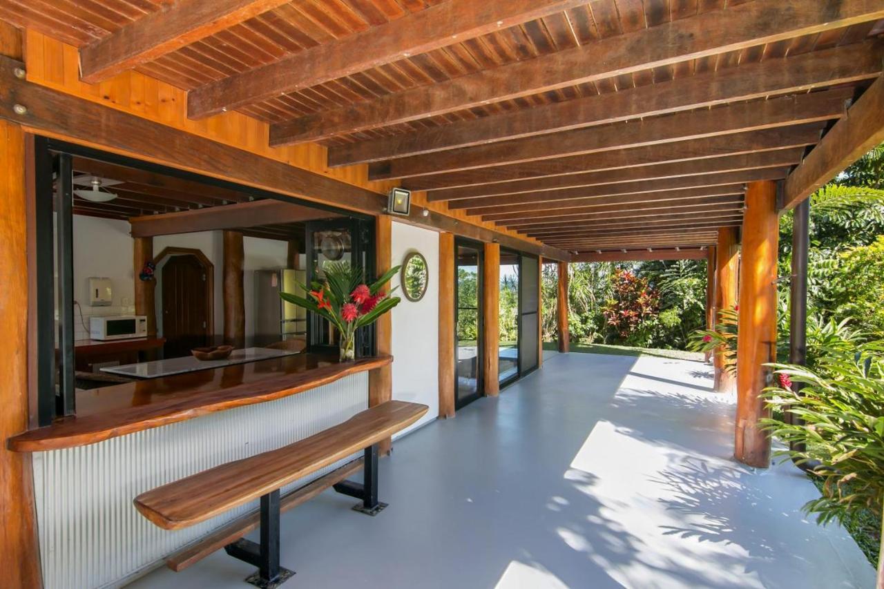 Daintree Manor B&B Екстер'єр фото